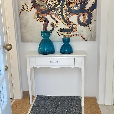 Octopus Parikia *